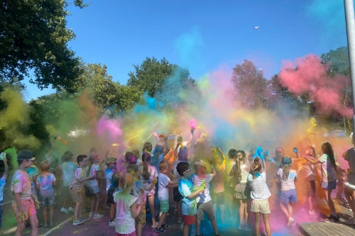 Foto sportende kinderen op bso