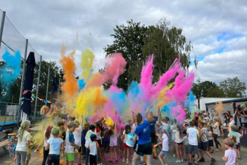 Color run Sportstuif Veldhoven Basko en Rood-Wit 2023