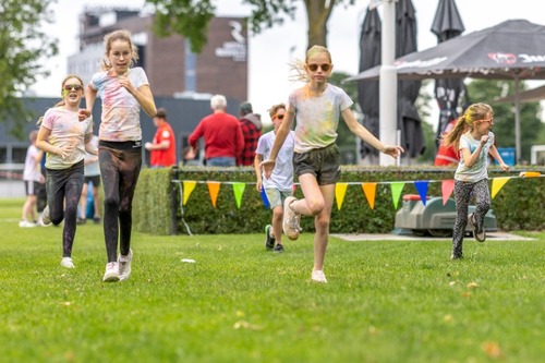 Foto bij Color Run Nederweert 2025