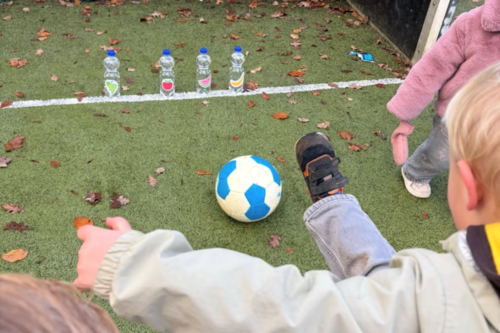 Een spelletje tussen de wandeling door!